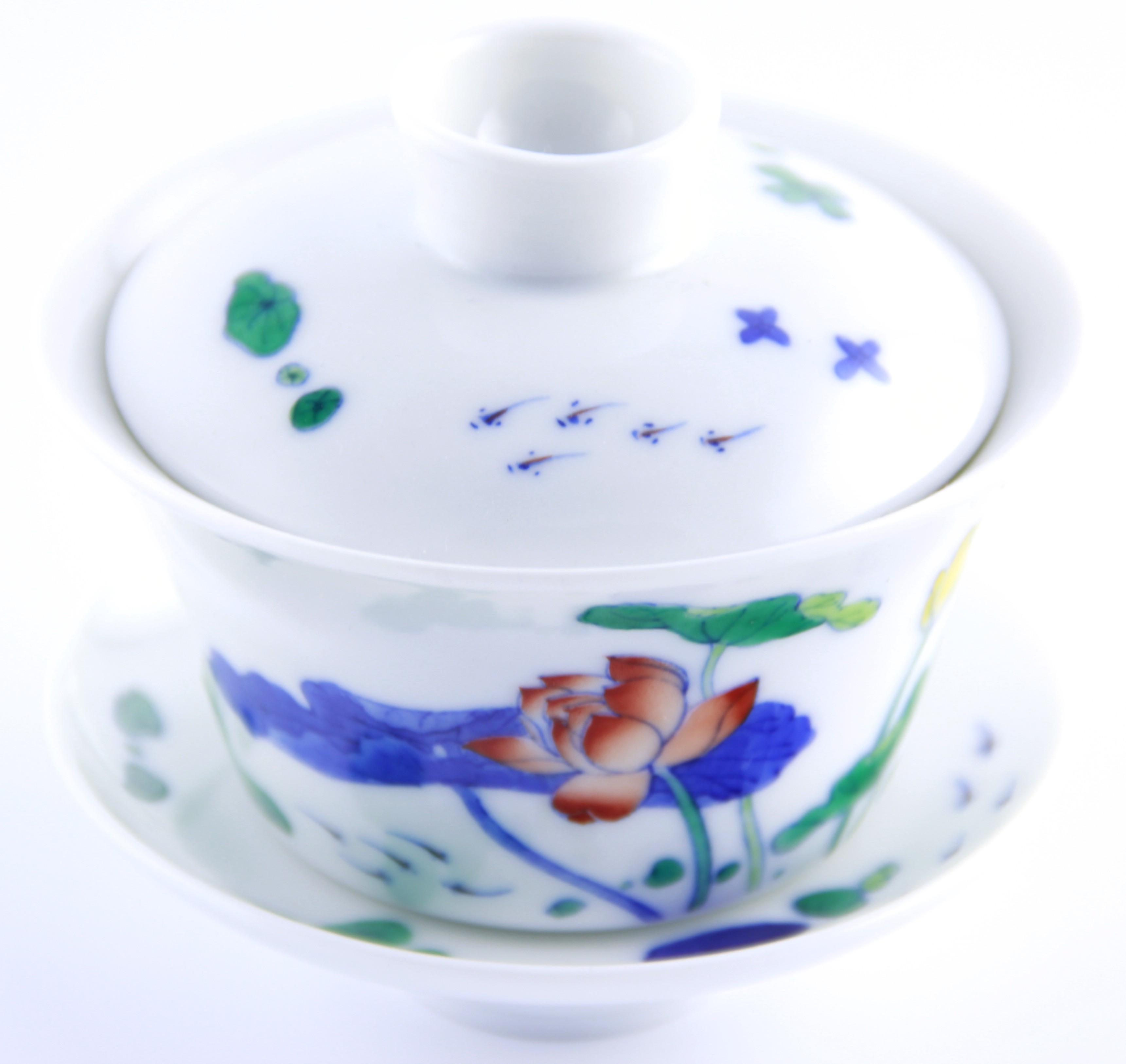 Gaiwan en porcelaine 100 ml avec lotus sur tiges 