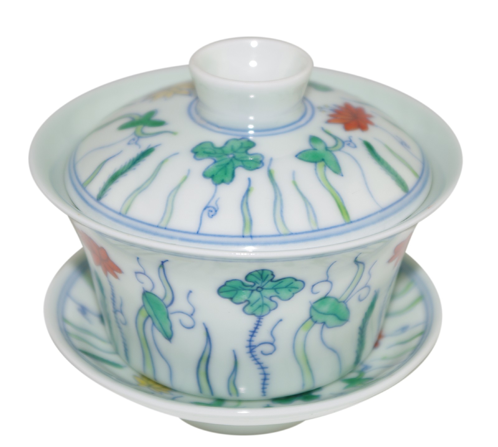 Gaiwan en porcelaine jade claire, décoré de lotus stylisés 140 ml